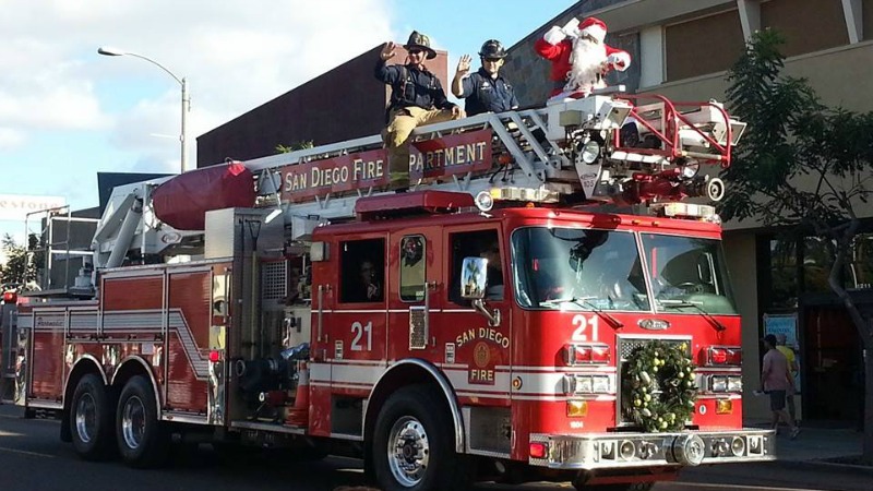 Pacific Beach Holiday Parade, Firefighters and Santa